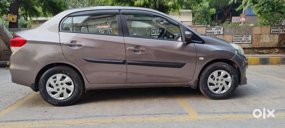 Honda Amaze 2015 Cng & Hybrids Well Maintained