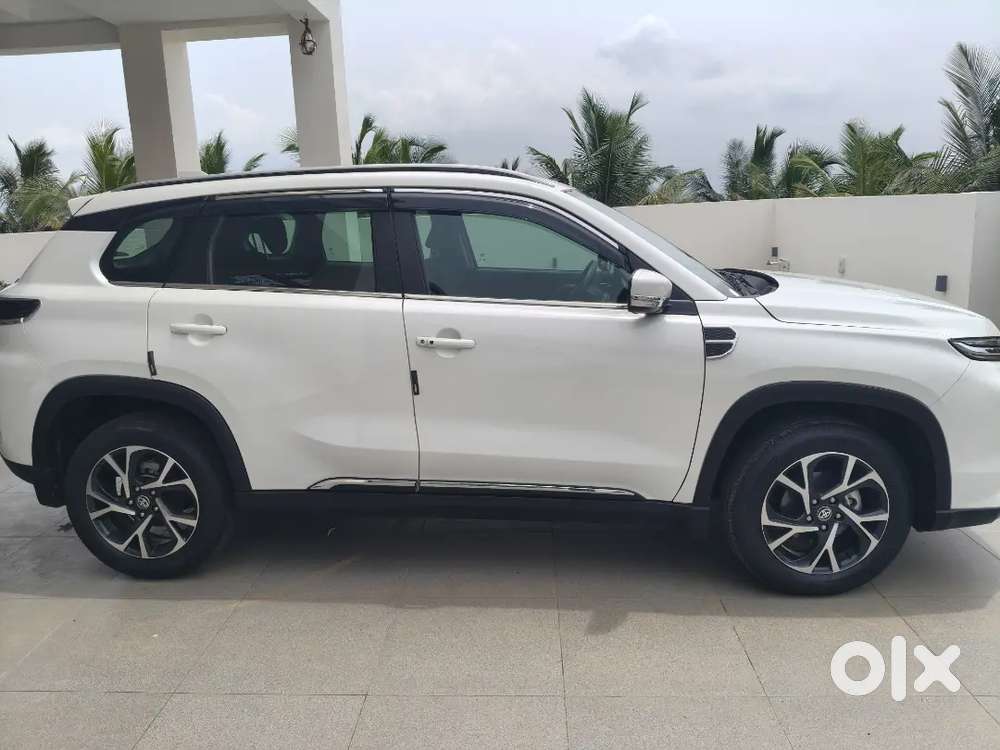 Toyota Urban Cruiser Hyryder 2024 Petrol 15500 Km Driven