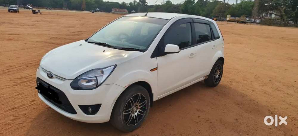 2012.ford Figo