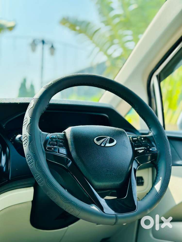 Mahindra Marazzo M8, 2018, Diesel