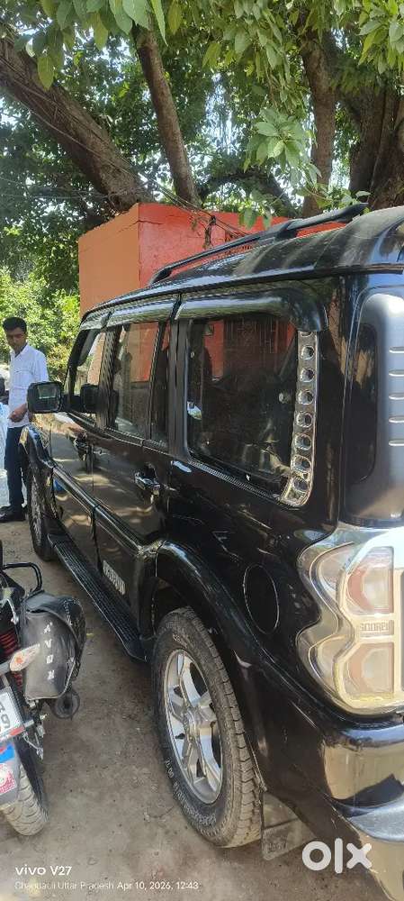 Mahindra Scorpio Classic S10