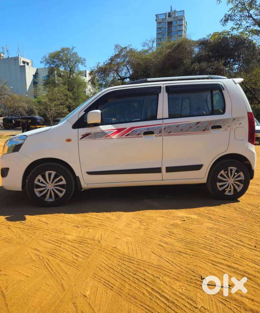 Maruti Suzuki Wagon R 1.0 Vxi Plus Amt, 2017, Petrol