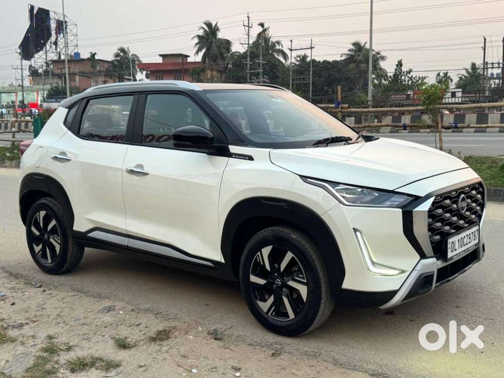 Nissan Magnite N-connecta Mt, 2025, Petrol