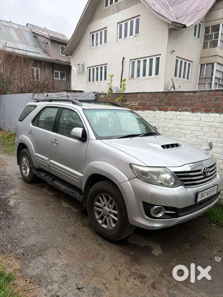 Toyota Fortuner 2013 Diesel 105000 Km Driven Excellent Condition