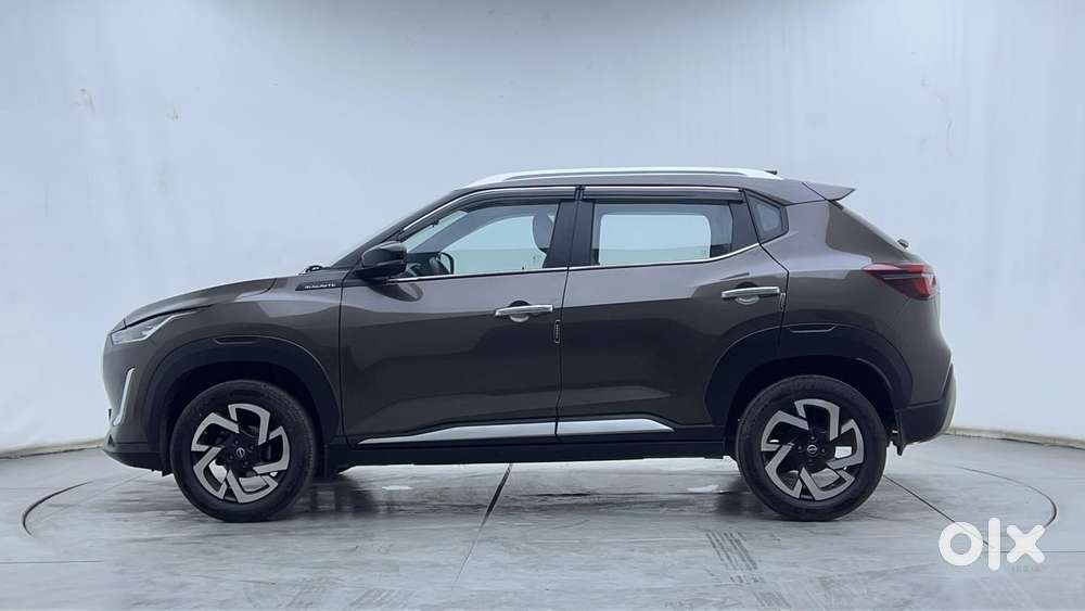 Nissan Magnite 1.0 Xv Executive, 2022, Petrol