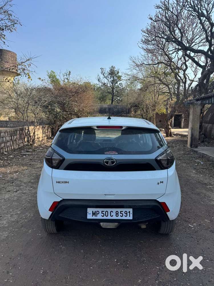 Tata Nexon 1.5 Revotorq Xm (s), 2020, Diesel