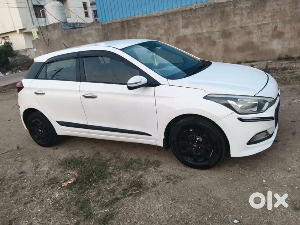 Hyundai I20 2015 Diesel 110000 Km Driven