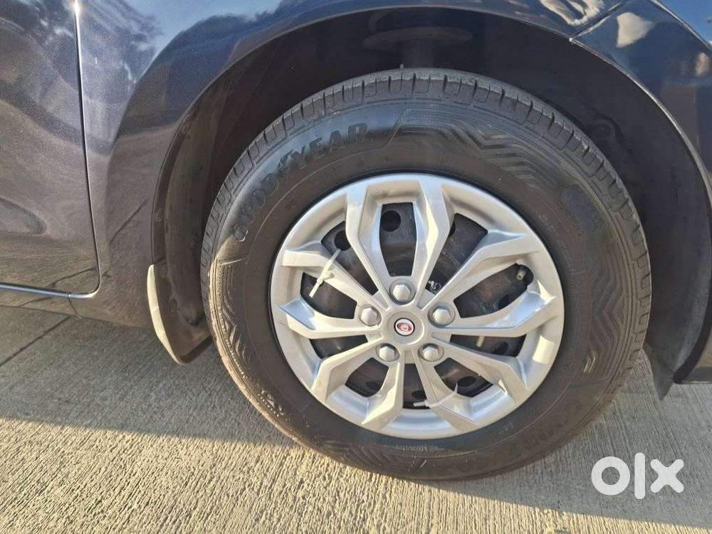 Maruti Suzuki Swift Amt Vxi, 2018, Petrol