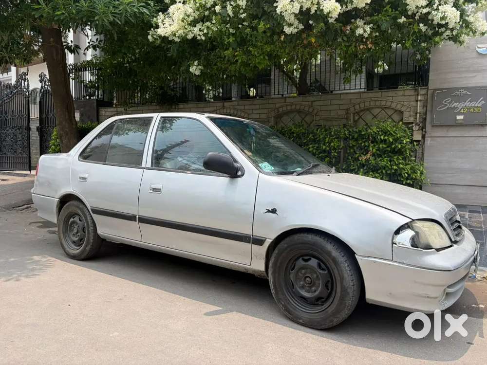 Maruti Esteem