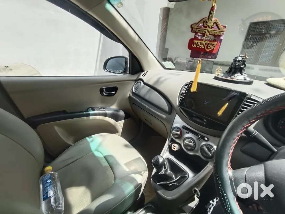 Hyundai I10 Cng With Orginal Lead Display