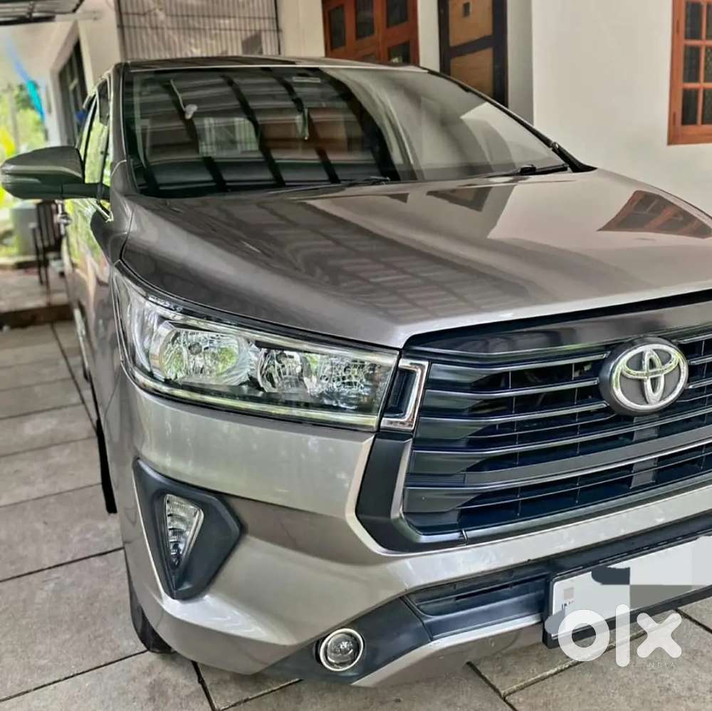 Well Maintained Toyota Innova Crysta 2017 Diesel Automatic
