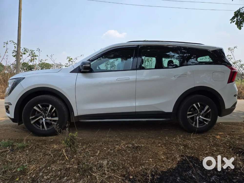 Mahindra Xuv700 2023 Diesel 60000 Km Driven