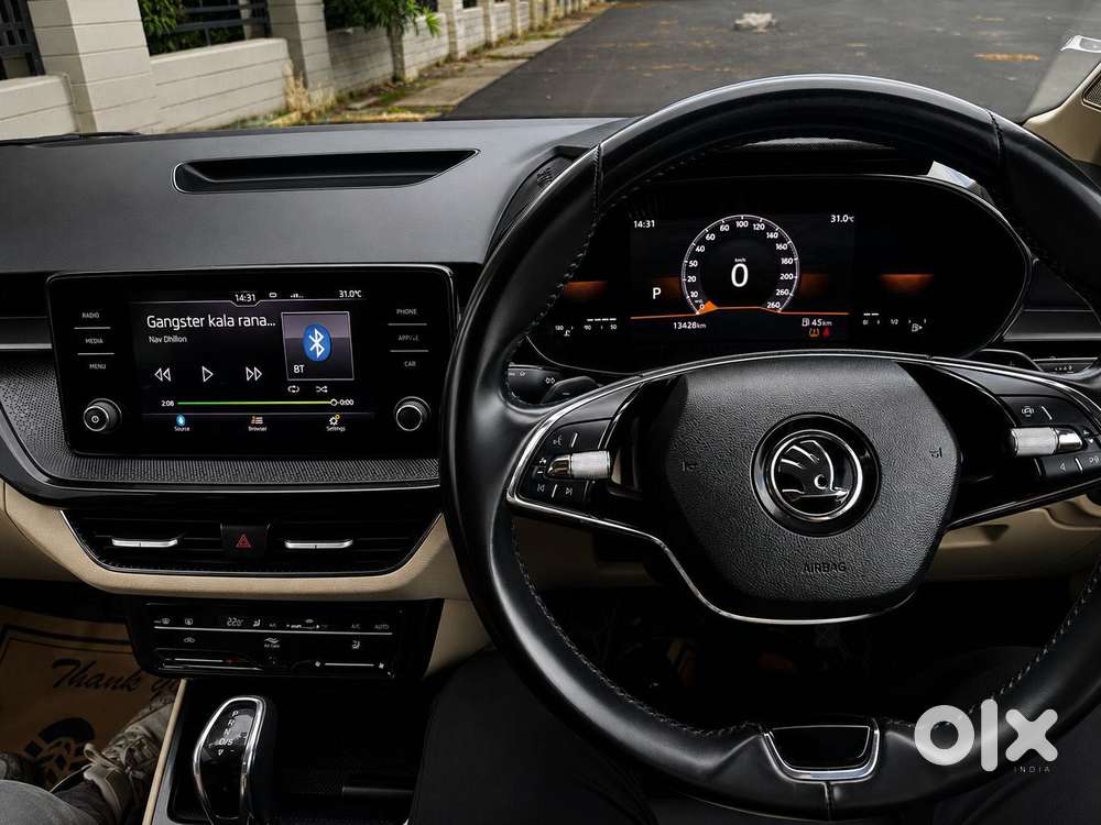 Skoda Slavia 1.0 Tsi Style At, 2022, Petrol