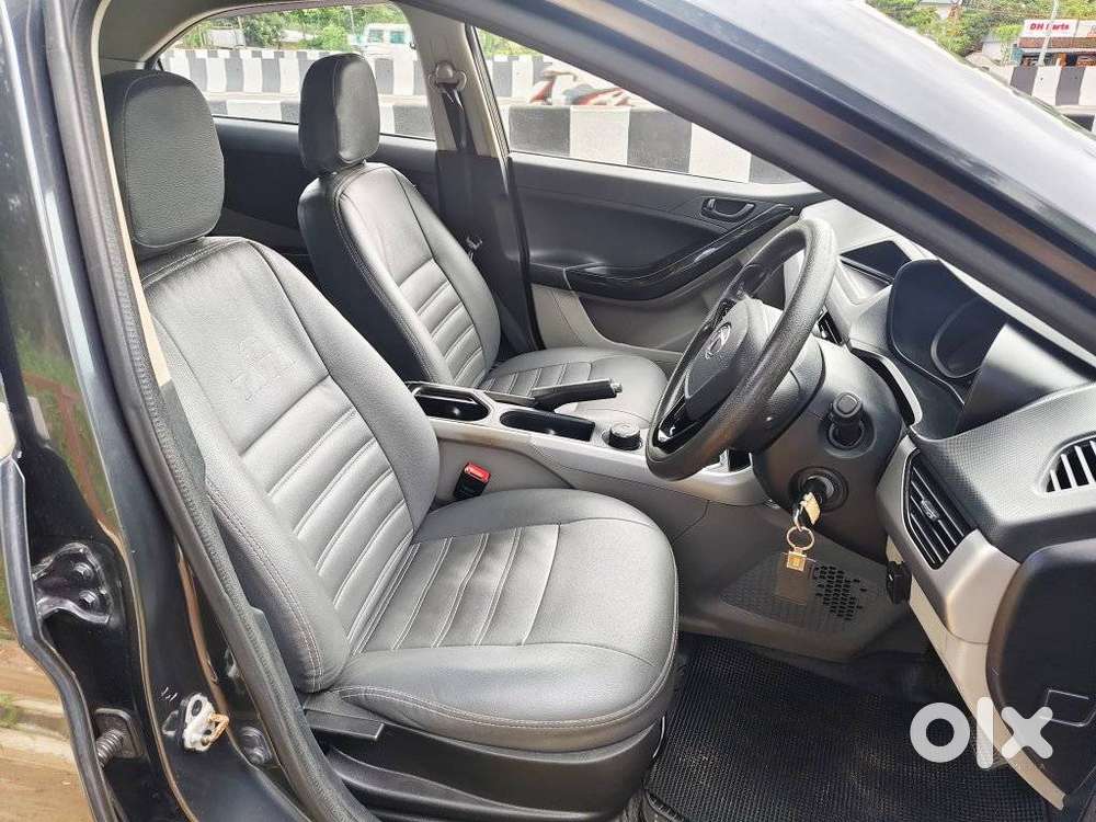 Tata Nexon 1.2 Revotron Xma Amt (s), 2019, Petrol