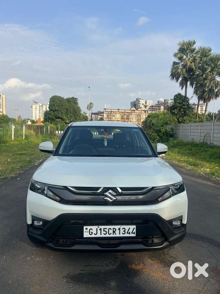 Maruti Suzuki Brezza 1.5 Vxi At Smart Hybrid, 2025, Petrol