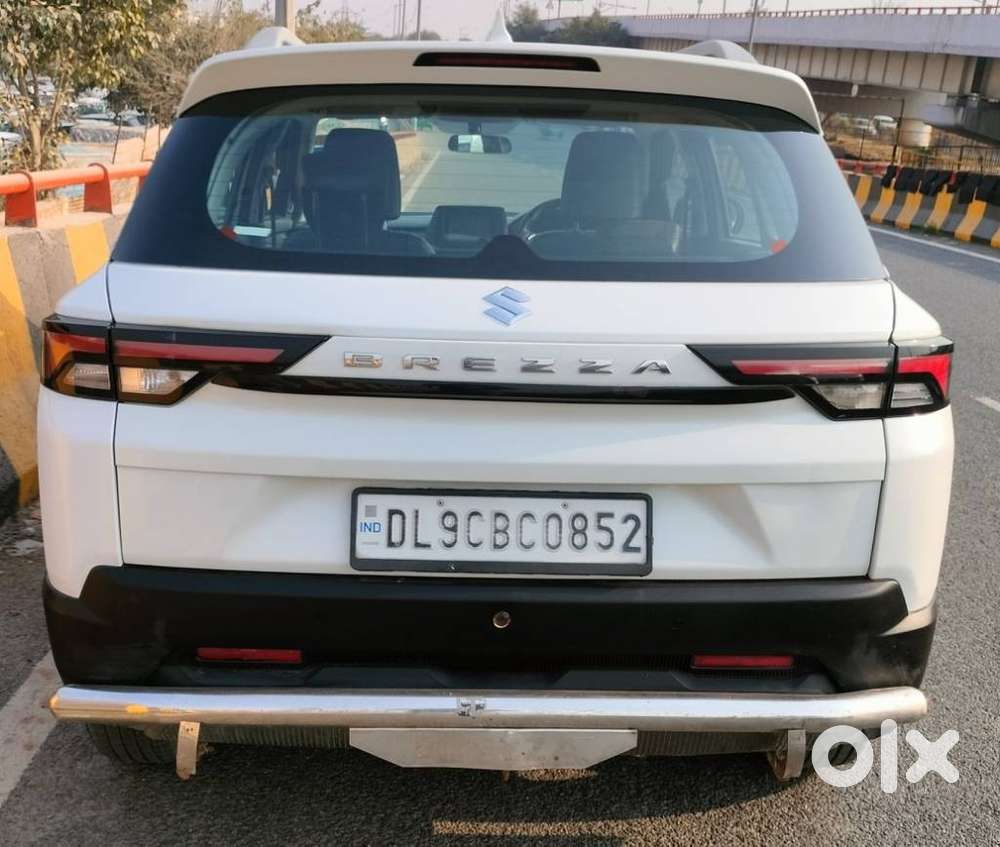 Maruti Suzuki Brezza 1.5 Vxi Cng, 2023, Cng & Hybrids