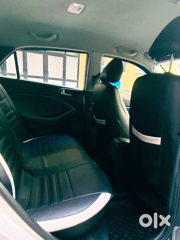 Hyundai I20 Active 1.4 Sx (o), 2015, Cng & Hybrids