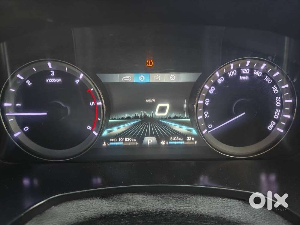 Mahindra Alturas G4 4wd At, 2019, Diesel