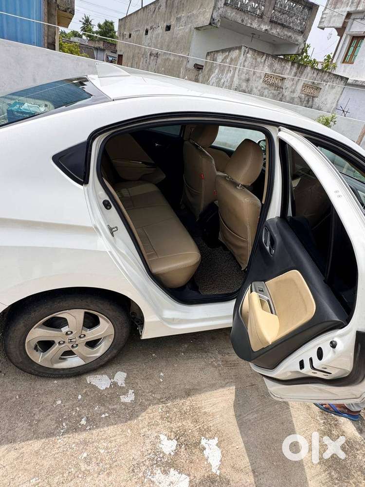 Honda City V Diesel 2016