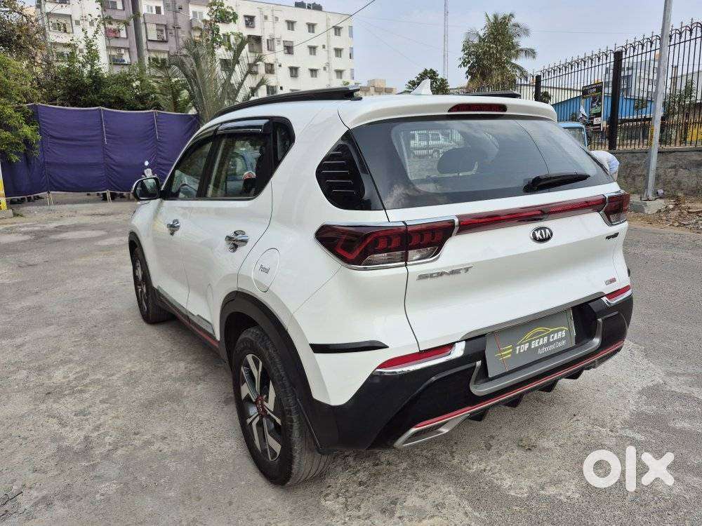 Kia Sonet Gtx Plus Turbo Dct, 2021, Petrol