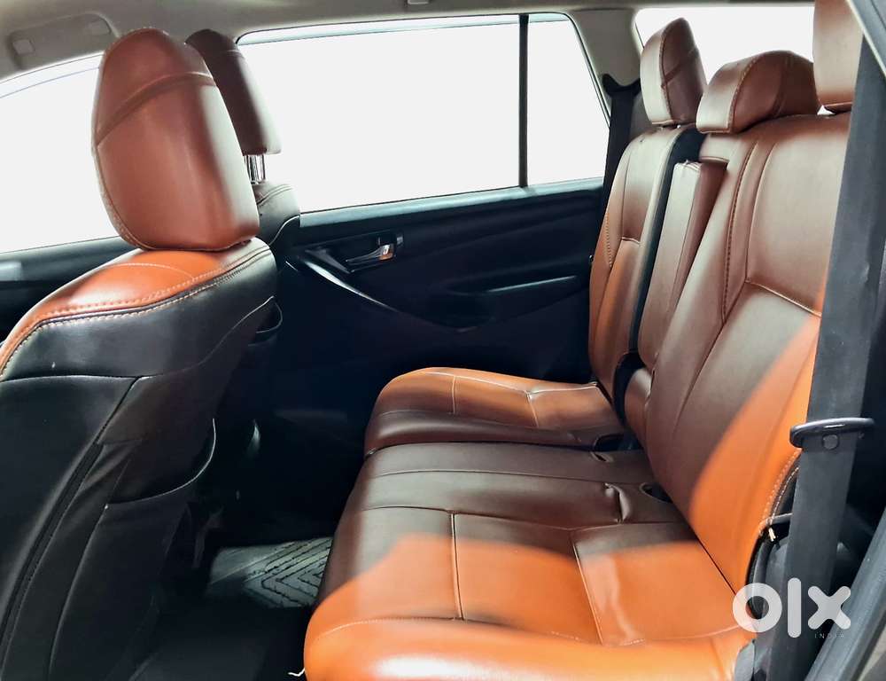 Toyota Innova Crysta 2.8 Gx At 8 Seater, 2018, Diesel