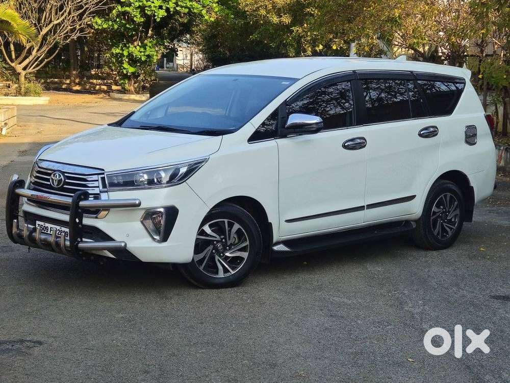 Toyota Innova Crysta 2.4 V 8 Str, 2021, Diesel