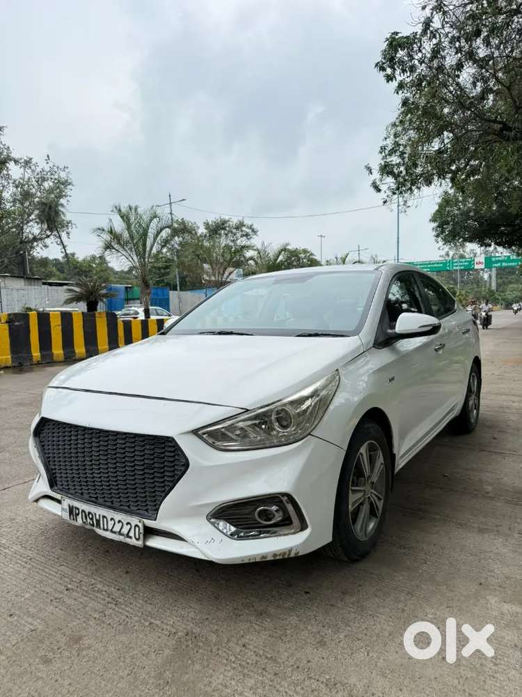 Hyundai Verna Crdi 2019 Sx Top Modal