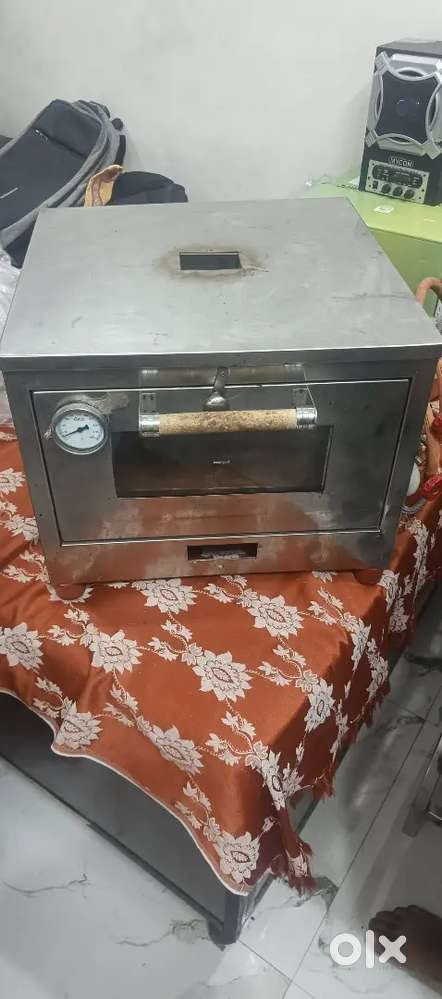 Commercial gas pizza oven