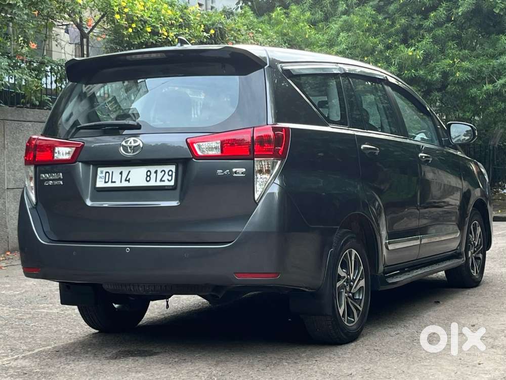 Toyota Innova Crysta 2.4 G Mt, 2022, Diesel
