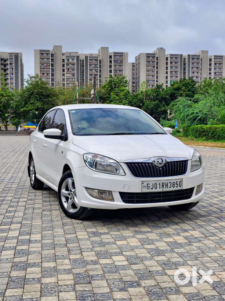 Skoda Rapid 1.6 Tdi Ambition Plus, 2014, Diesel