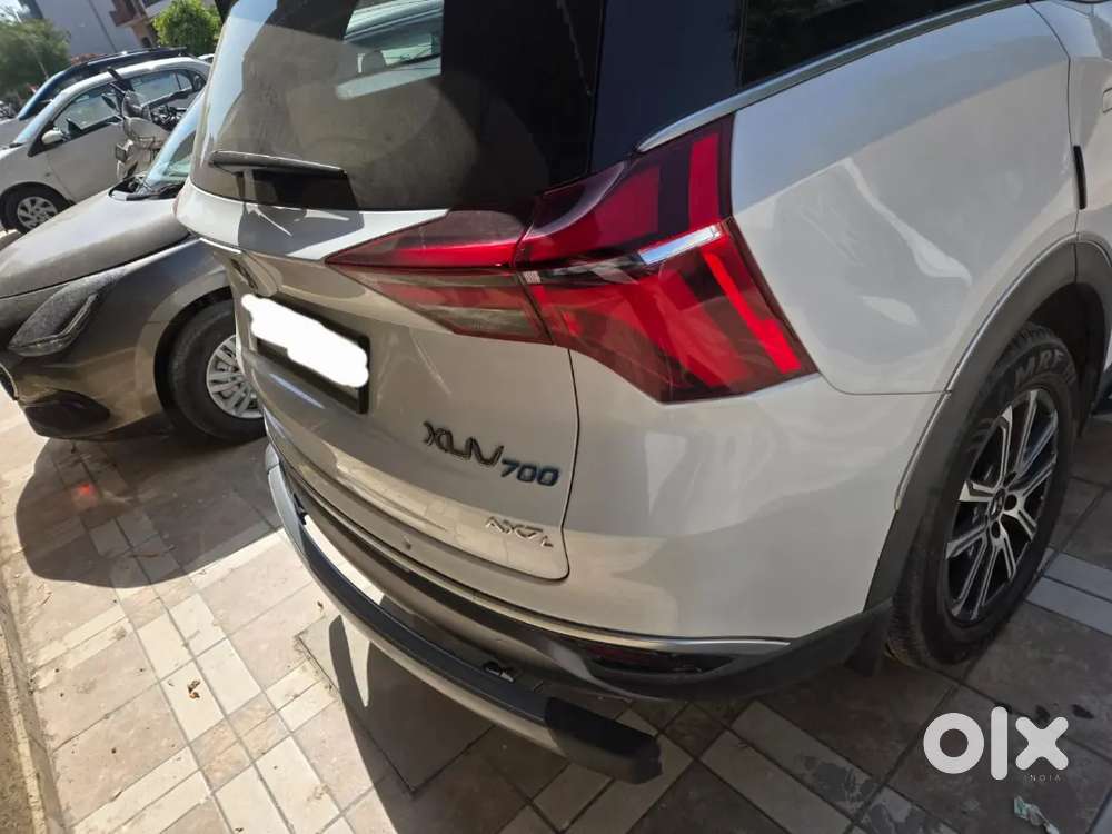 Xuv 700 White Automatic Top Model 7 Seater Luxuary Chandigarh Paid No