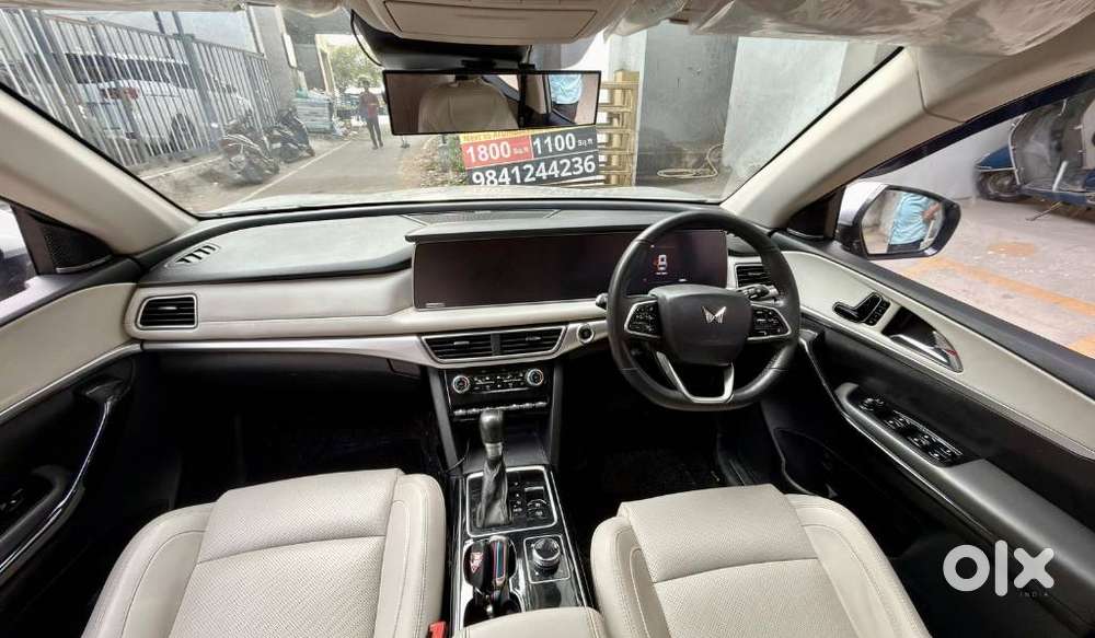 Mahindra Xuv700 2.2 Ax 7 Diesel Mt Luxury Pack Str, 2022, Diesel