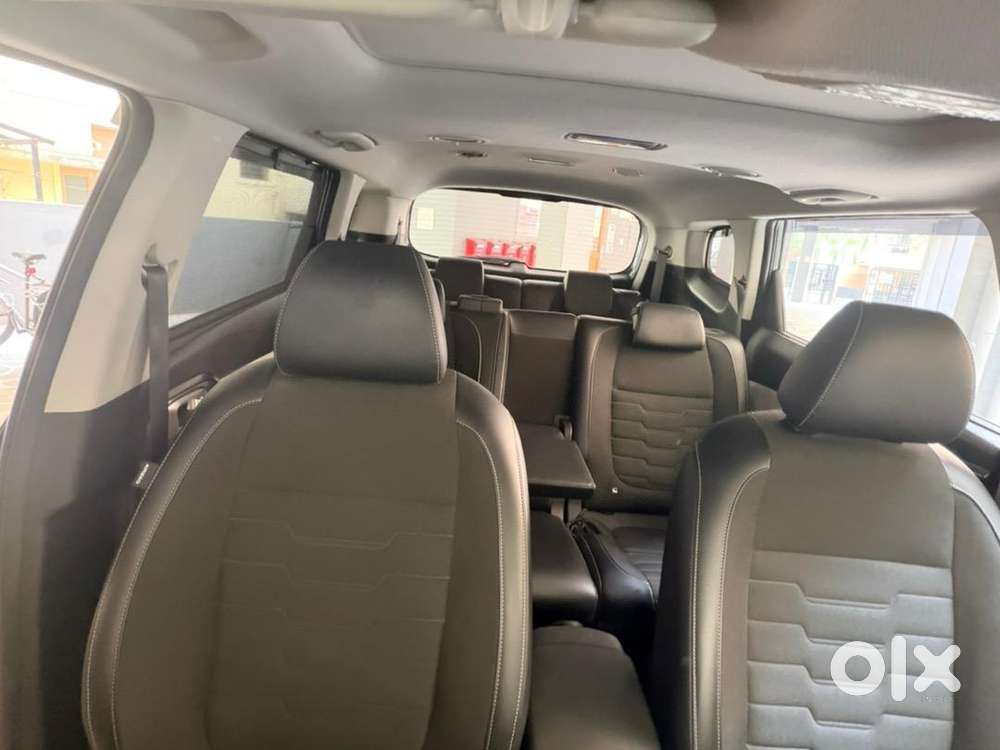 Kia Carens Clavis Petrol Manual 2025