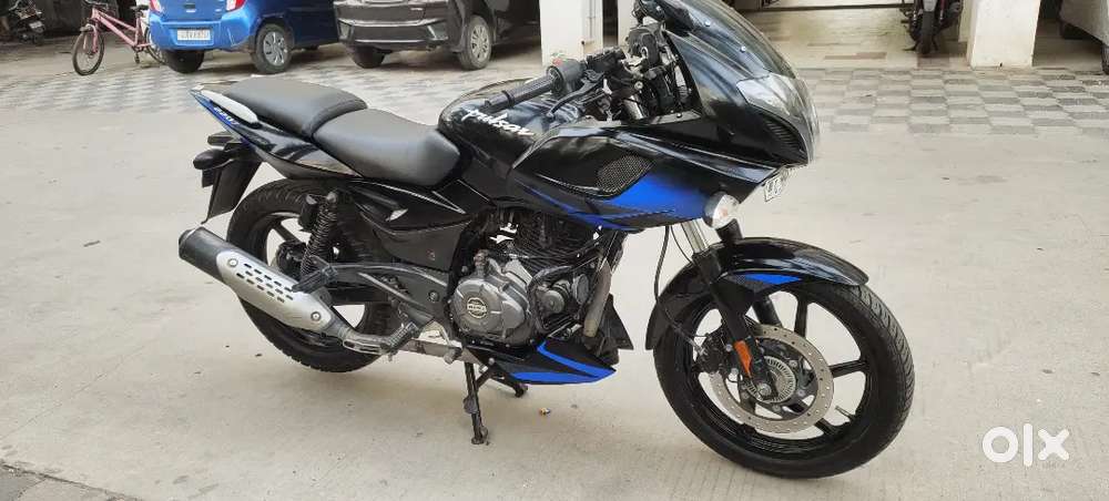 Bajaj Pulsar 180cc, Nov 2019 model Motorcycles 1808253255