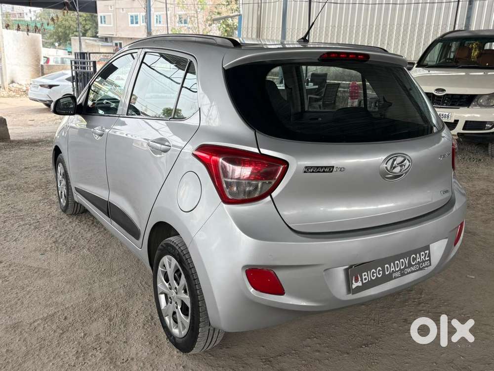 Hyundai Grand I10 Sportz1.2 Crdi, 2015, Diesel