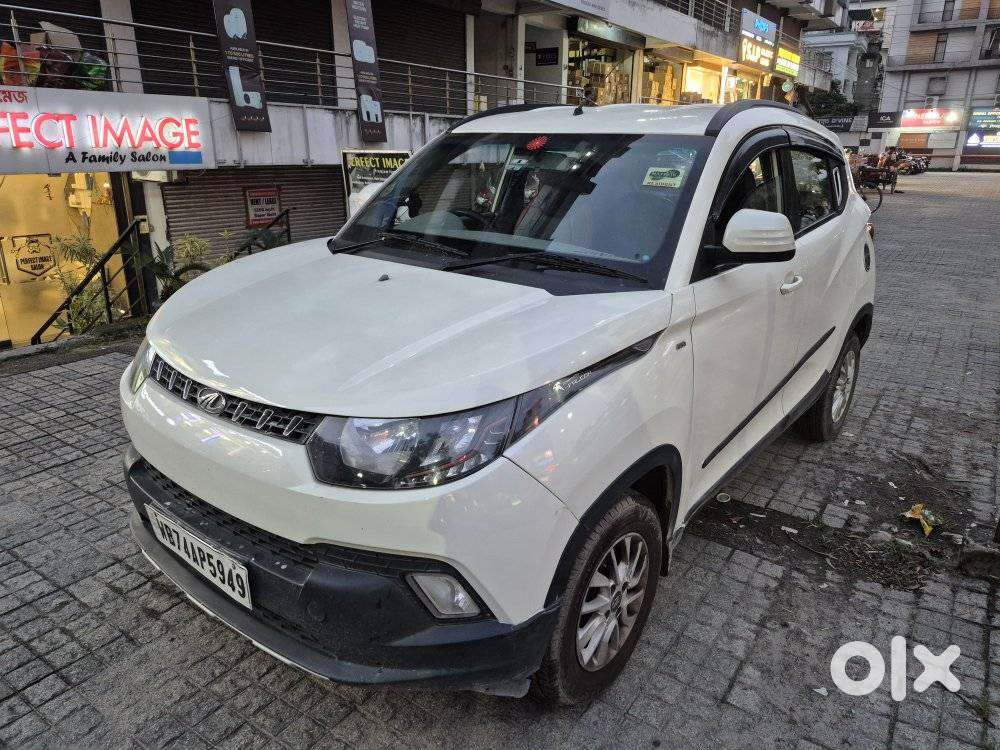 Mahindra Kuv 100 2016-2017 Mfalcon G80 K8, 2017, Petrol