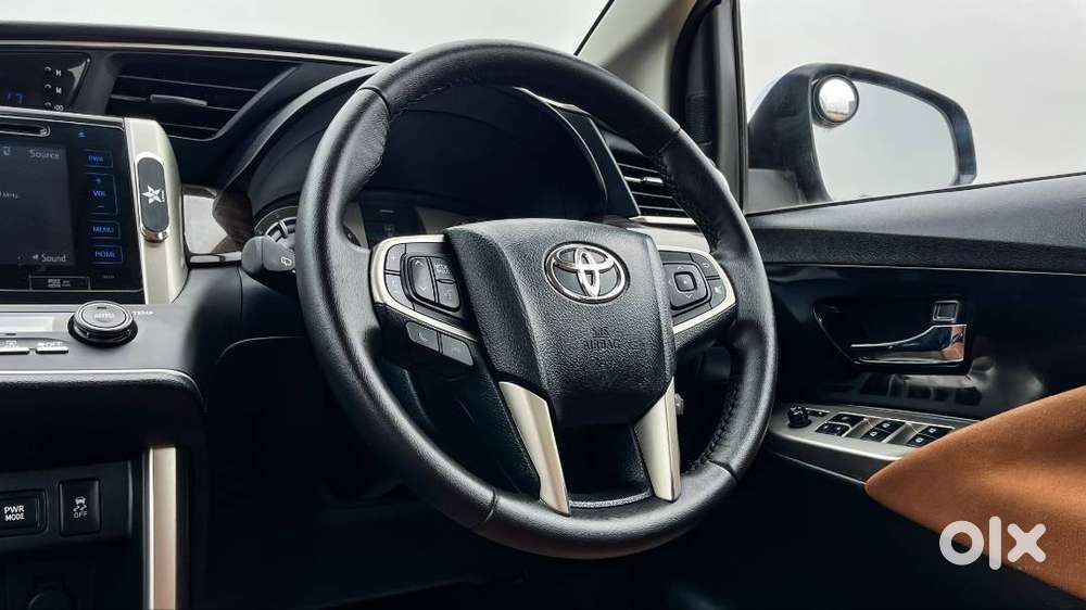Toyota Innova Crysta 2019 Petrol Well Maintained