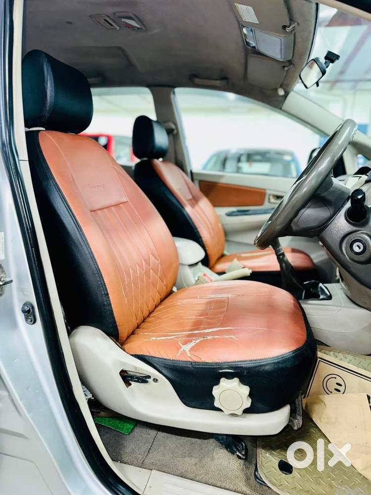 Toyota Innova 2.5 G (diesel) 8 Seater, 2013, Diesel