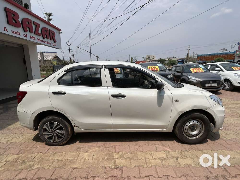Maruti Suzuki Swift Dzire Lxi Option, 2023, Petrol