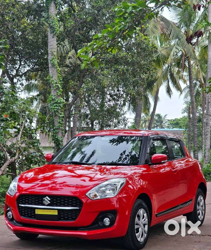 Maruti Suzuki Swift Vxi + Manual, 2022, Petrol