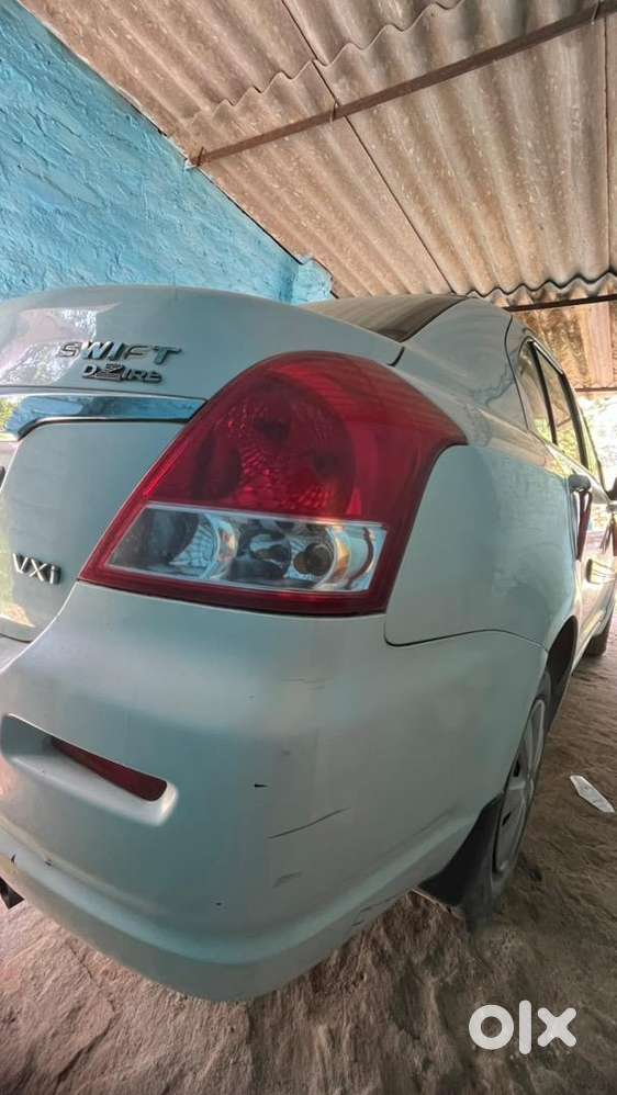 Maruti Suzuki Swift Dzire 2010 Petrol Well Maintained