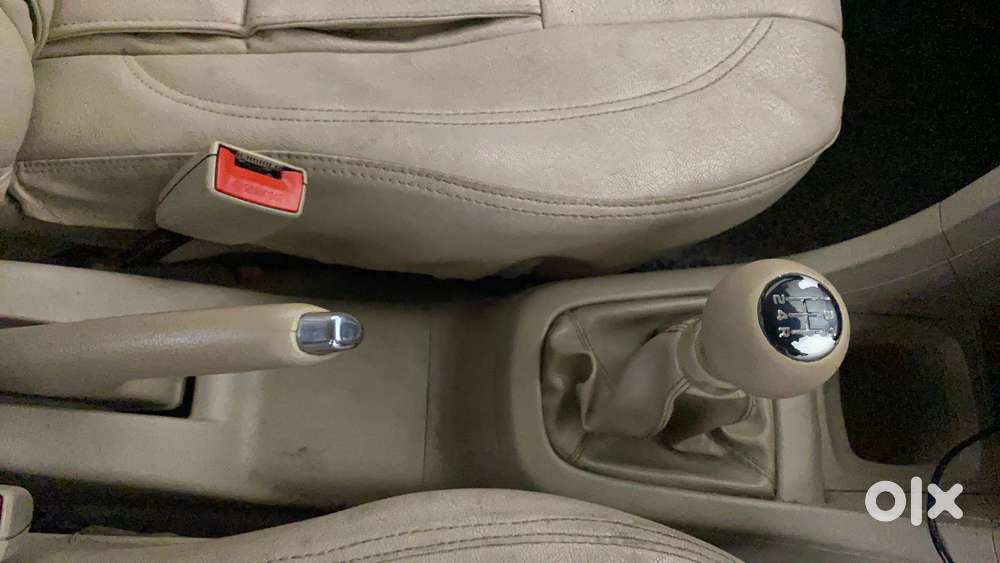 Maruti Suzuki Swift Dzire Vxi 1.2, 2015, Petrol