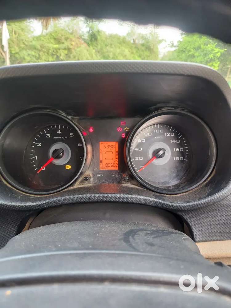 Mahindra Tuv 300 2015 Diesel Dl Number Hai