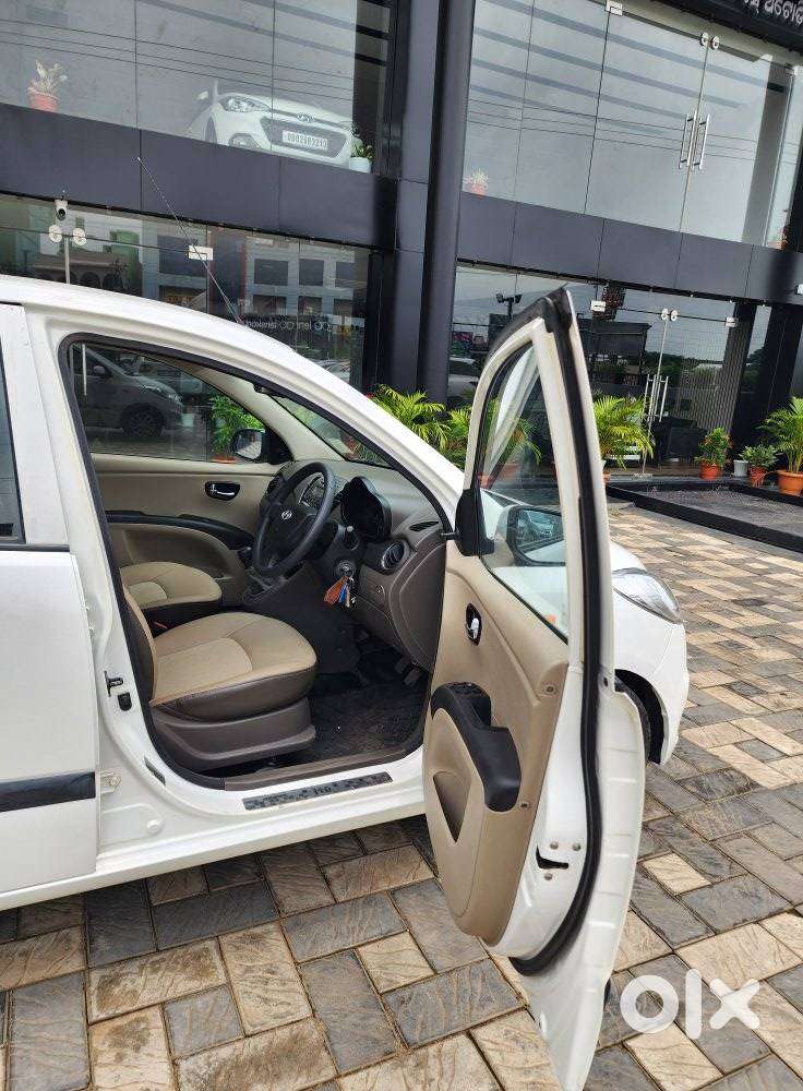 Hyundai I10 Sportz 1.1l, 2015, Petrol