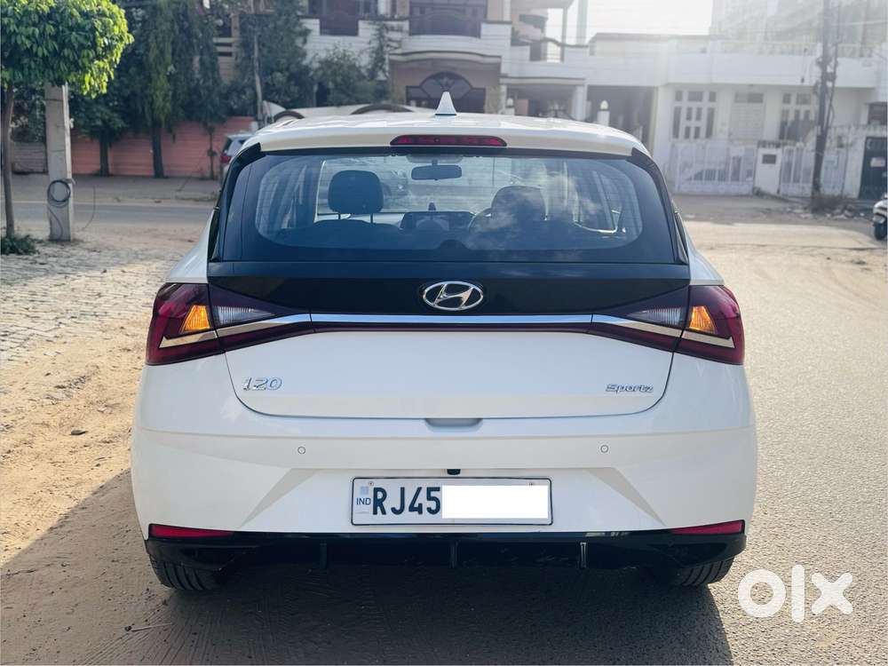 Hyundai I20 Sportz 1.2 Ivt, 2021, Petrol