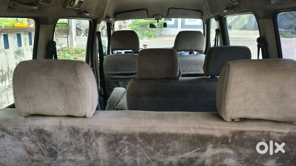 Maruti Suzuki Versa Dx 8 Seater, 2005, Petrol