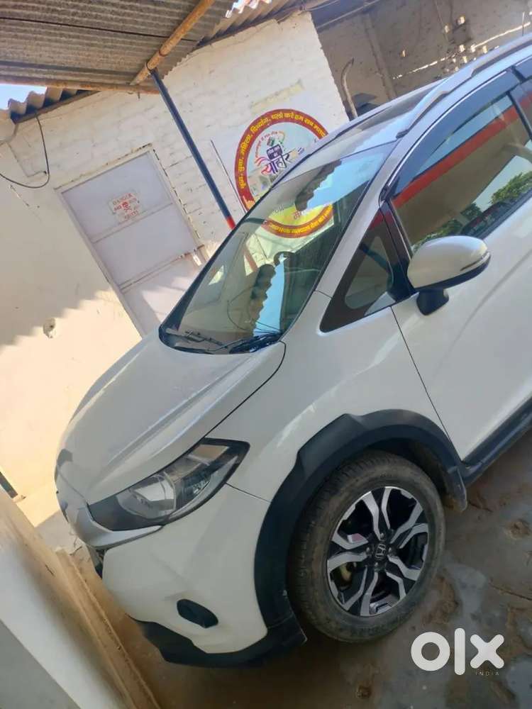 Top Modal Sunroof Ke Sath  Gadi Me Koi Bhi Problem Nhi H