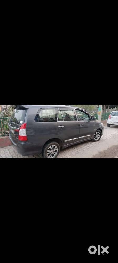 Toyota Innova 2.5 Vx 7 Str, 2015, Diesel