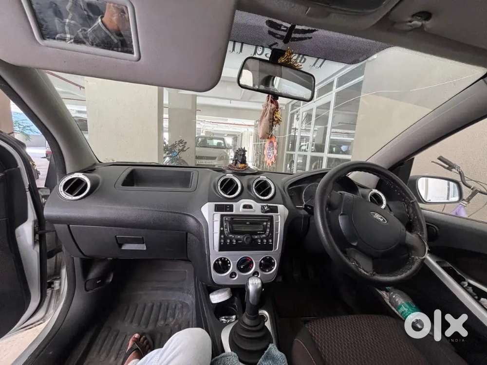 Ford Figo Petrol Lxi 2010