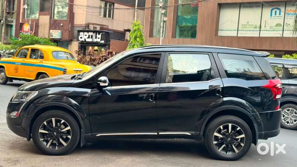 Mahindra Xuv500 W11 Option At Awd, 2018, Diesel